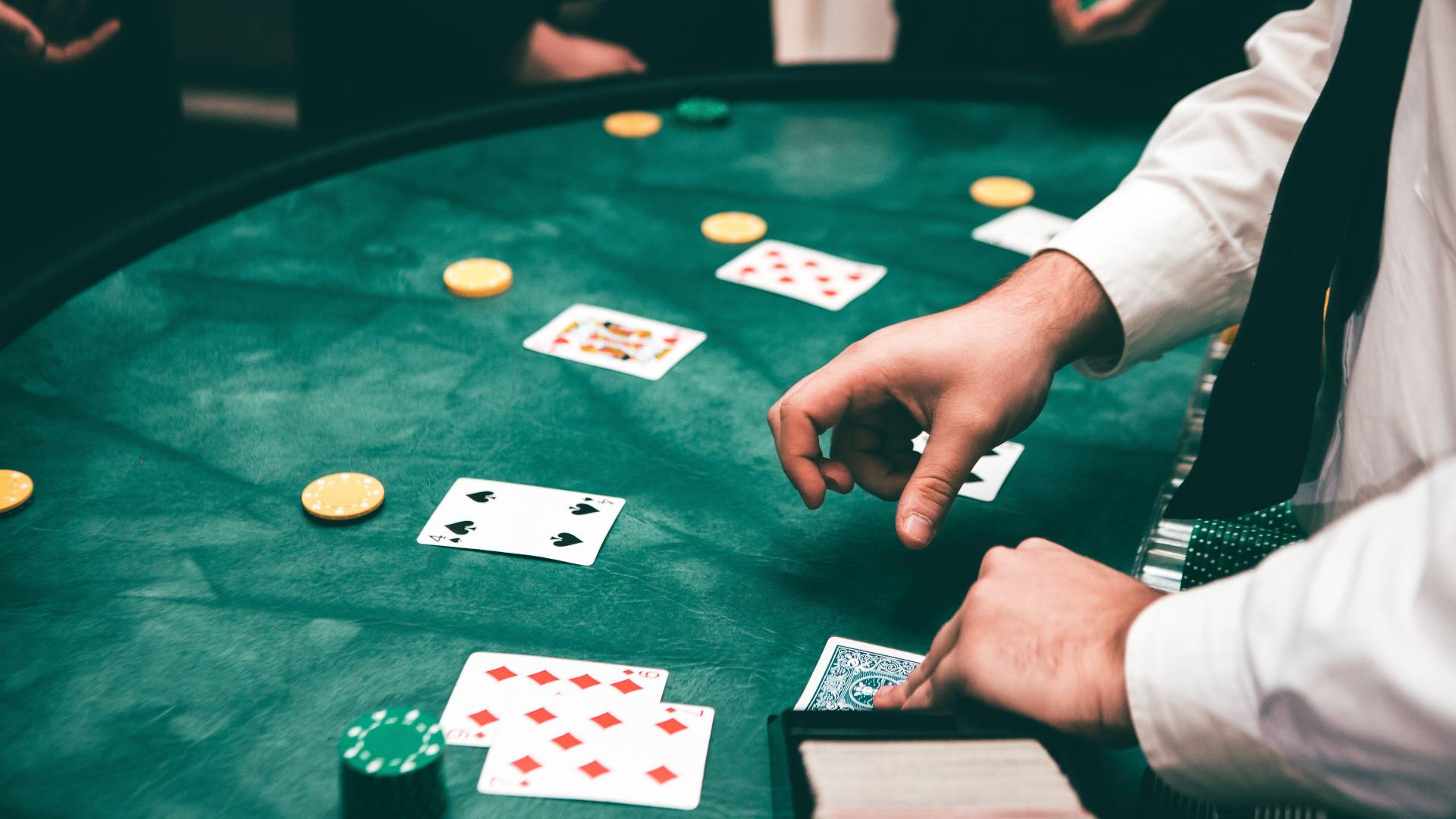 The risks and rewards of real money gambling are spelled out in clear rules